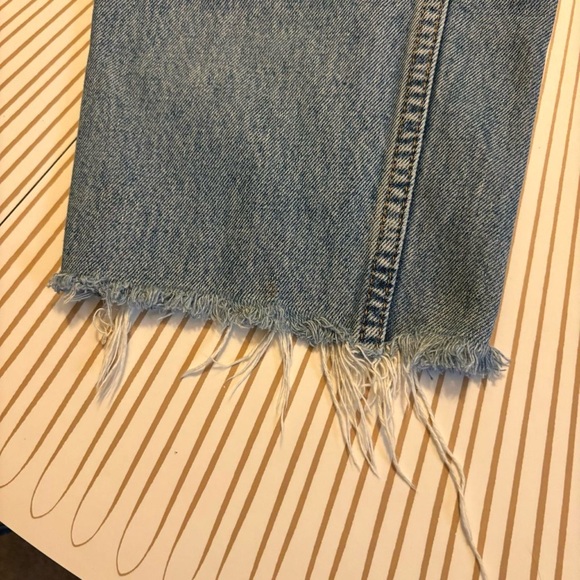 Vintage Levi’s Raw Hem Blue Jeans - Picture 5 of 6